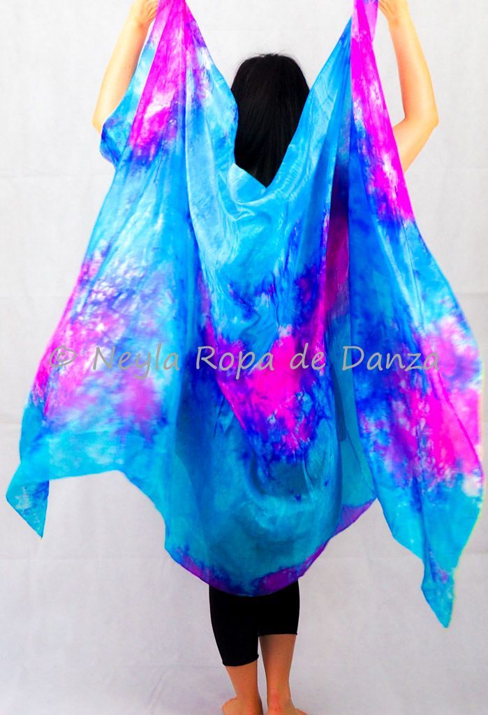 Velo de seda tie-dye en tonos fucsia, azul oscuro y turquesa para danza del vientre y danza oriental.