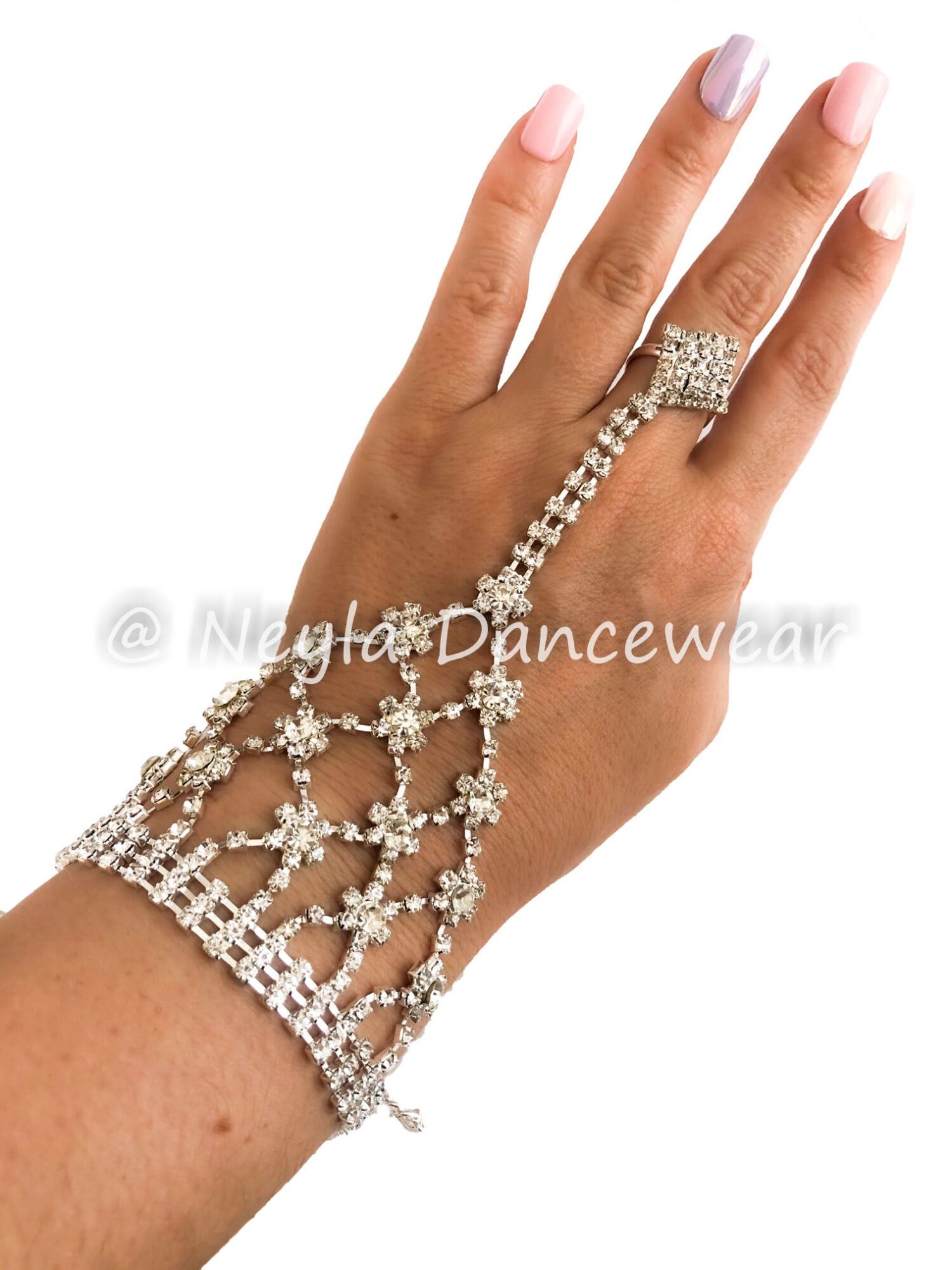 Pulsera decorativa con diseño floral brillante y anillo, ideal para bailarinas de danza del vientre – Neyla Dancewear